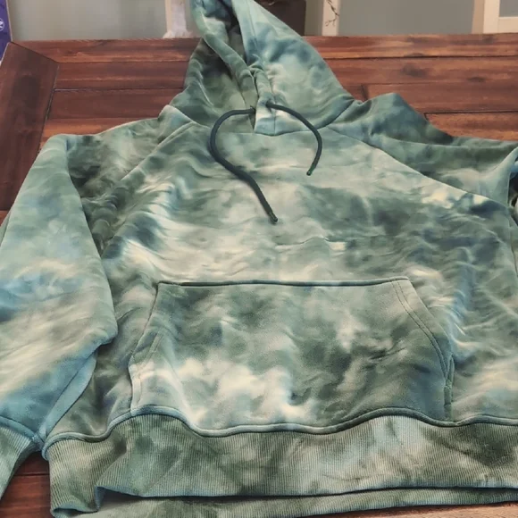 Spark Paws Tie-Dye Green Matching Dog & Person Set - Picture 5 of 12